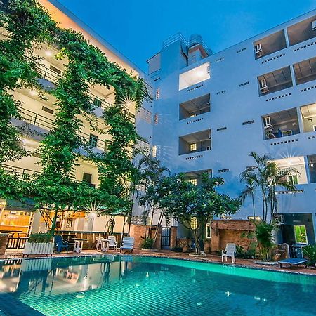 Hotel Sutus Court 3 Pattaya Exteriér fotografie