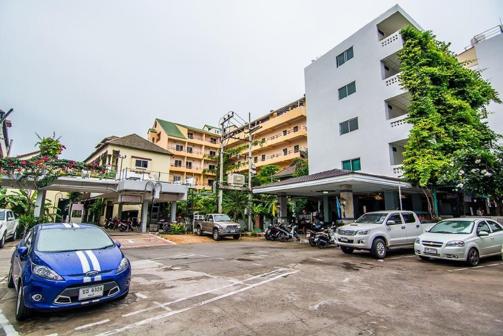 Hotel Sutus Court 3 Pattaya Exteriér fotografie