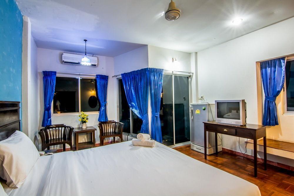 Hotel Sutus Court 3 Pattaya Exteriér fotografie