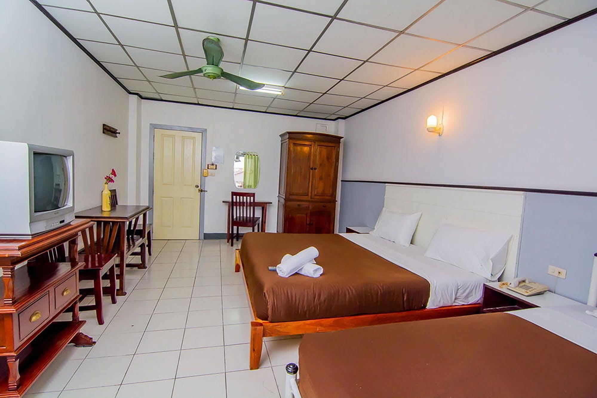 Hotel Sutus Court 3 Pattaya Exteriér fotografie